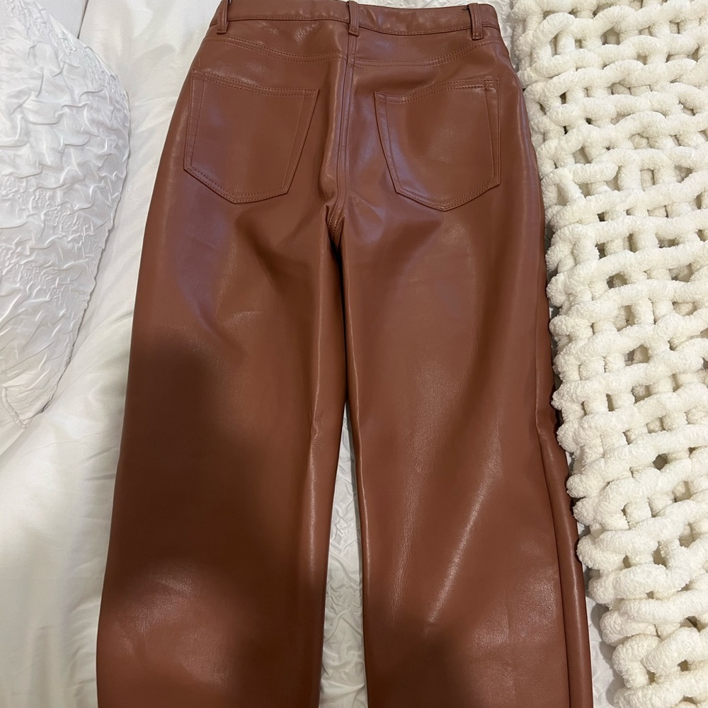 Aritzia Wilfred Melina ANKLE PANT (I am 5’3 for reference) color: Patina Brown